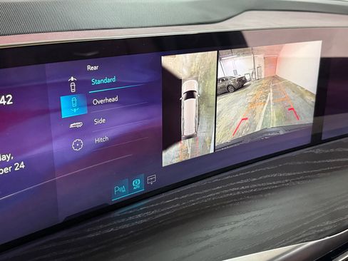 New 2026 Cadillac Escalade ESV Luxury w/ Touring Package image 30