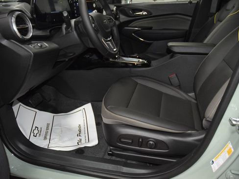New 2026 Chevrolet Trax ACTIV FWD image 37