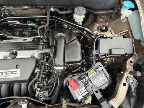 Used 2004 Honda CR-V LX image 30