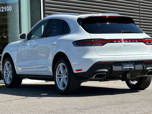 Certified 2026 Porsche Macan AWD/4WD image 3