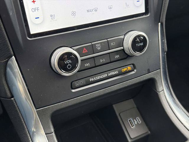 Used 2022 Ford Edge Titanium AWD/4WD image 15