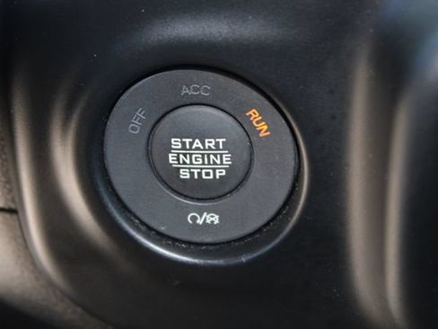 Used 2023 Jeep Wrangler Unlimited w/ Cold Weather Group AWD/4WD image 24