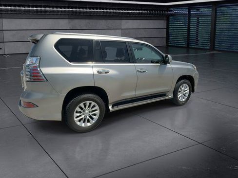 Certified 2021 Lexus GX 460 Premium w/ Premium Package AWD/4WD image 8