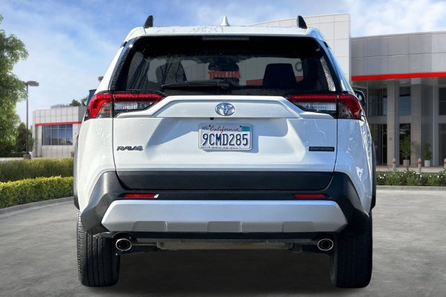 Certified 2022 Toyota RAV4 Adventure AWD/4WD image 6