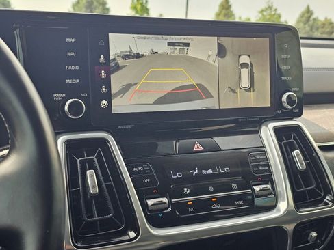 Used 2023 Kia Sorento SX Prestige AWD/4WD image 19
