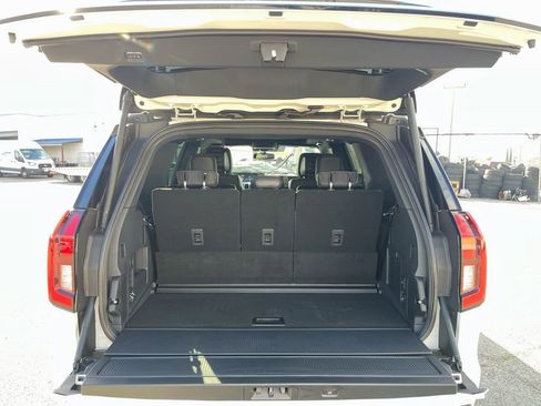 New 2026 Ford Expedition Tremor image 60