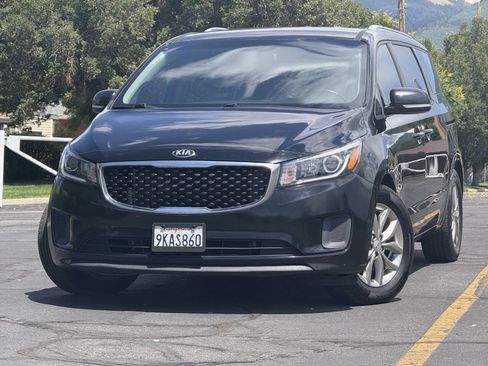 Used 2020 Kia Sedona EX FWD image 1