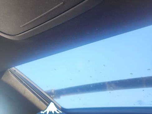 Used 2025 Ford Explorer ST image 22