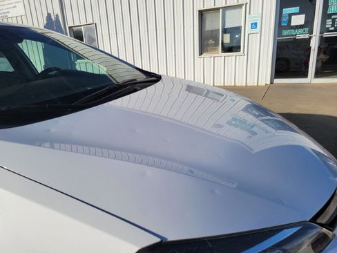 Used 2018 Toyota Corolla LE image 10