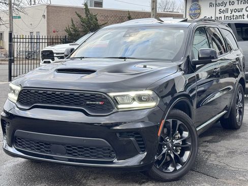 Certified 2024 Dodge Durango R/T image 3