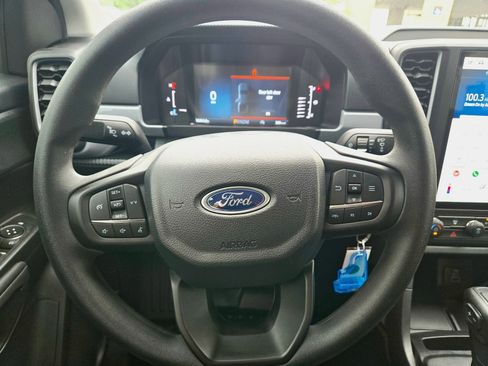 Used 2025 Ford Ranger XL RWD image 11