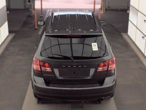Used 2020 Dodge Journey SE w/ SE Popular Equipment Group FWD image 6