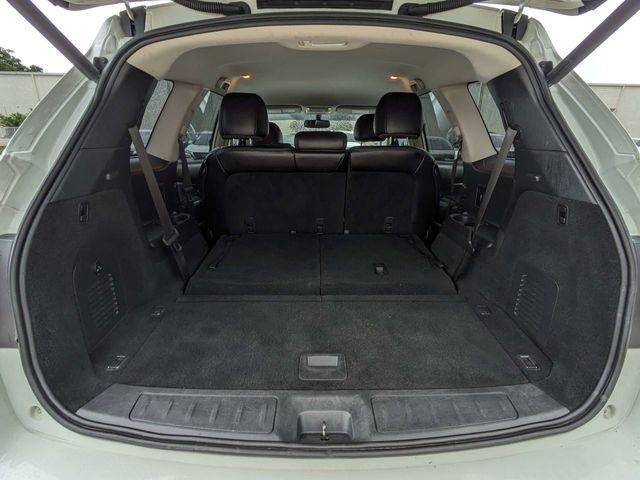 Used 2019 Nissan Pathfinder SL FWD image 13