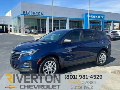 Used 2022 Chevrolet Equinox LS