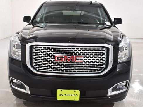 Used 2017 GMC Yukon XL Denali w/ Open Road Package AWD/4WD image 3