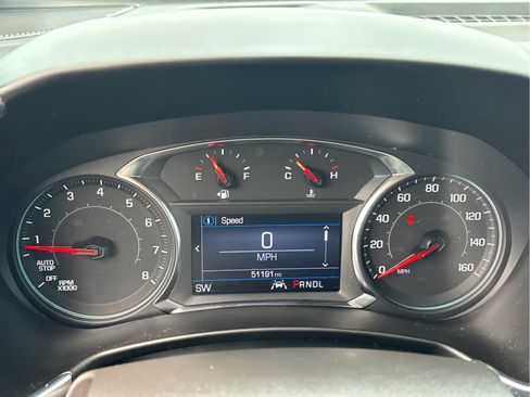 Certified 2023 Chevrolet Equinox LT AWD/4WD image 17