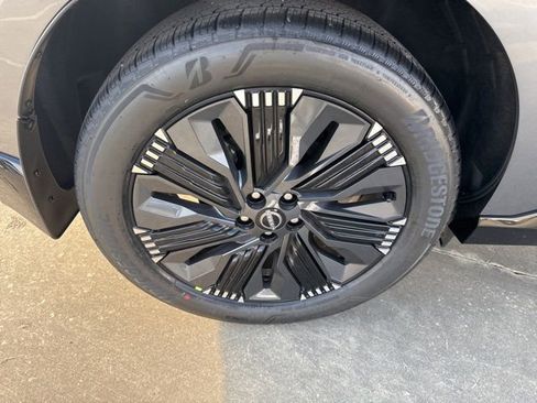 New 2026 Nissan Murano Platinum image 13