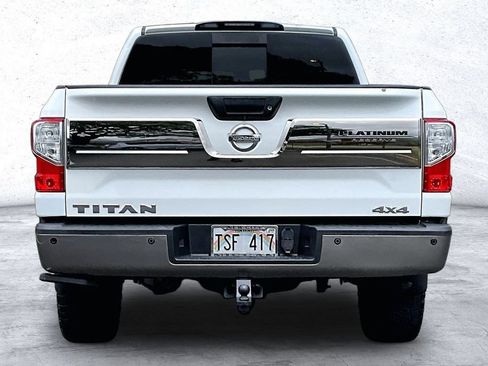 Used 2018 Nissan Titan Platinum Reserve w/ Platinum Utility Package AWD/4WD image 4