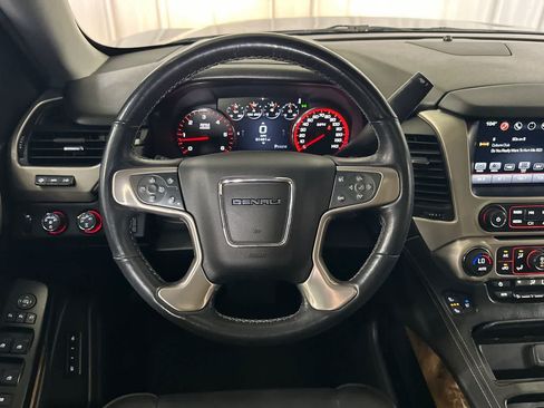 Used 2016 GMC Yukon Denali w/ Open Road Package AWD/4WD image 16