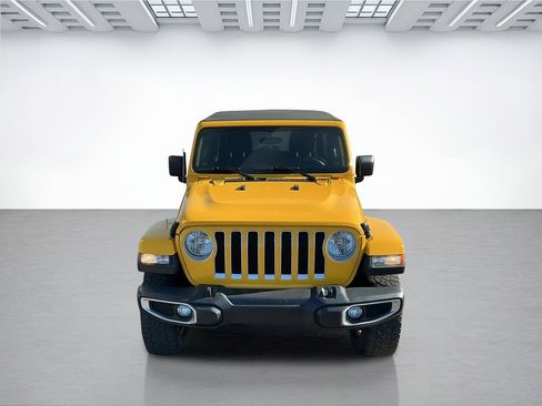 Used 2018 Jeep Wrangler Unlimited Sahara AWD/4WD image 7