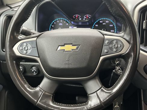 Used 2017 Chevrolet Colorado Z71 image 13