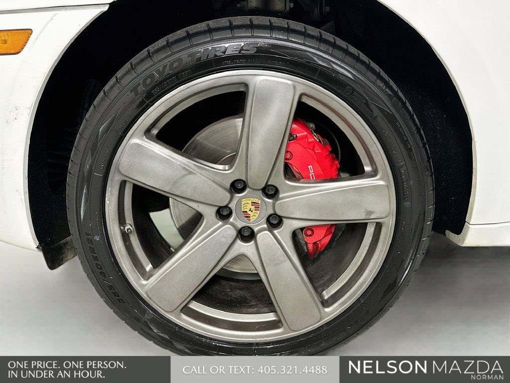 Used 2018 Porsche Macan GTS AWD/4WD image 33