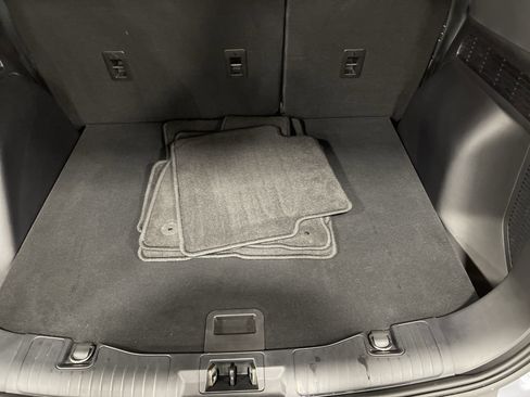 Used 2022 Ford Escape SE image 11