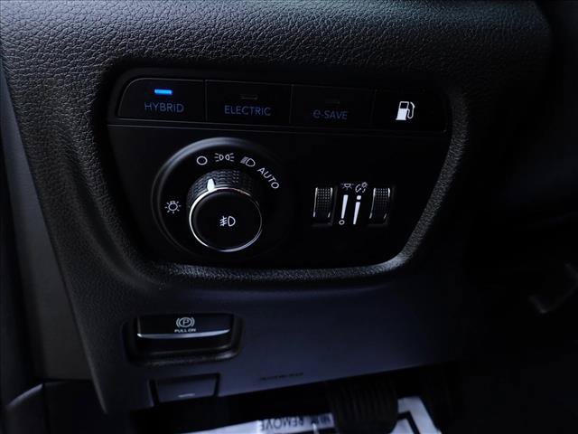 Used 2024 Jeep Grand Cherokee Limited 4xe AWD/4WD image 16