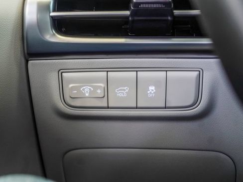 Certified 2025 Hyundai Tucson SEL FWD image 29