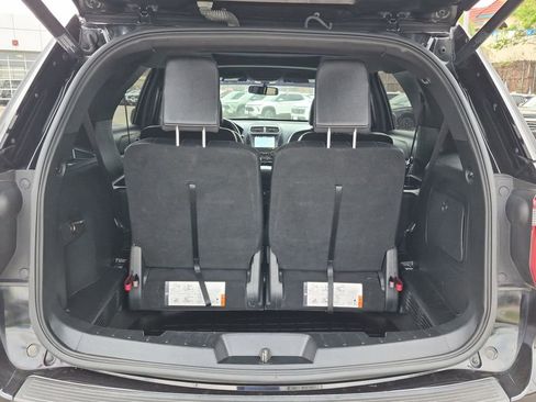 Used 2019 Ford Explorer XLT w/ Equipment Group 202A image 25