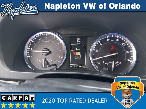 Used 2016 Toyota Highlander XLE image 12