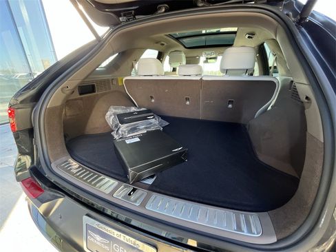 Used 2026 Genesis GV70 2.5T Advanced image 21