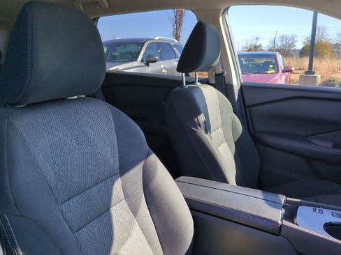 Certified 2024 Nissan Rogue SV image 38