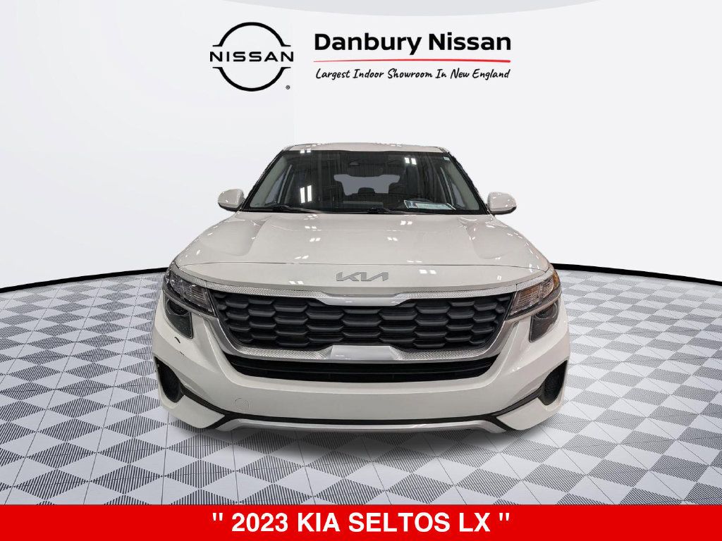 Used 2023 Kia Seltos LX AWD/4WD image 8