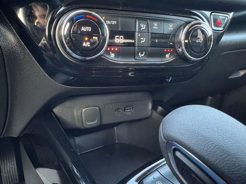 Used 2025 Chevrolet Trax ACTIV w/ Driver Confidence Package image 52