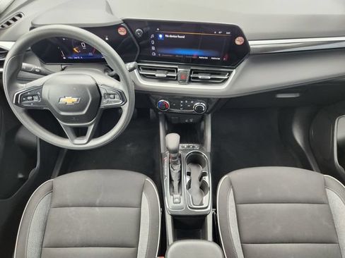 Used 2025 Chevrolet TrailBlazer LT AWD/4WD image 26