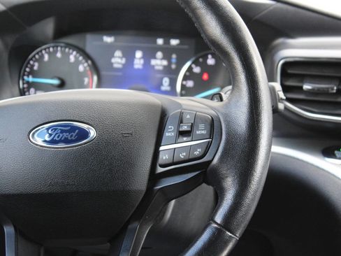 Used 2020 Ford Explorer XLT w/ Equipment Group 202A image 24