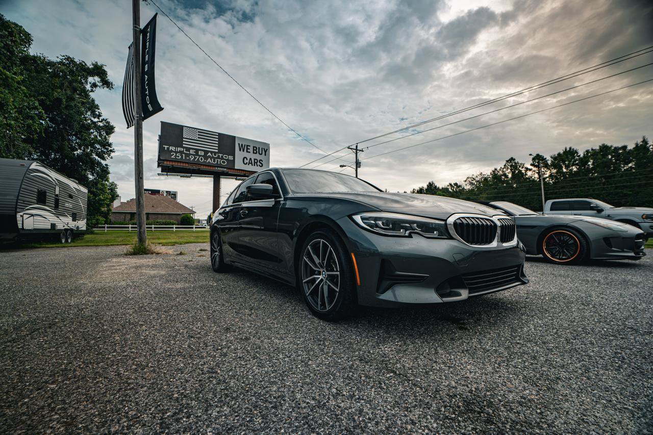 Used 2020 BMW 330i Sedan w/ Convenience Package RWD image 1