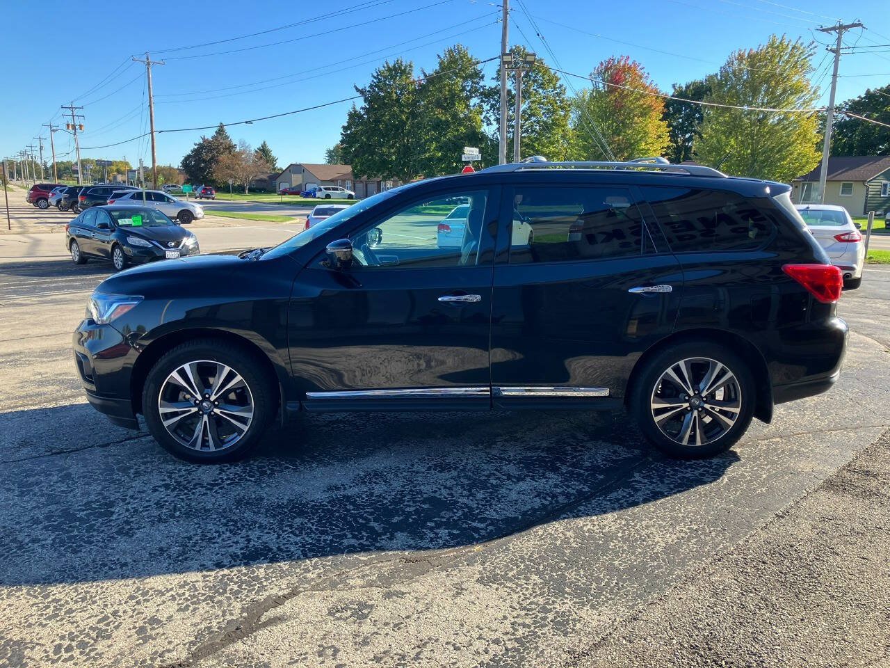 Used 2017 Nissan Pathfinder Platinum w/ Cargo Package AWD/4WD image 6