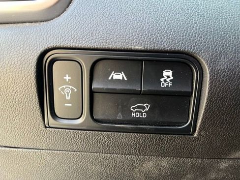 Used 2022 Kia Sorento EX w/ Panoramic Sunroof Package image 22