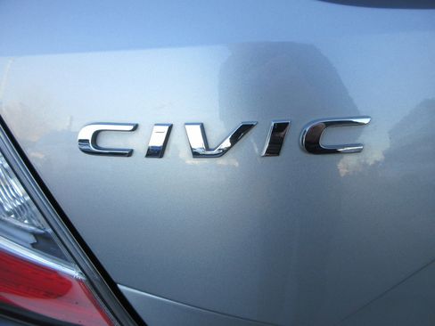 Used 2020 Honda Civic Sport Touring image 8