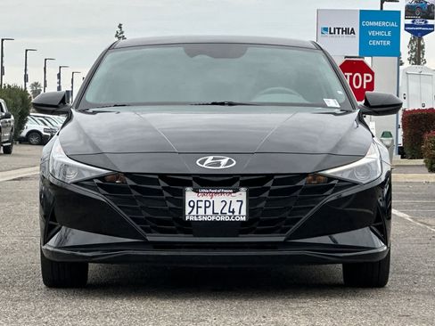 Used 2023 Hyundai Elantra SEL w/ Convenience Package image 11