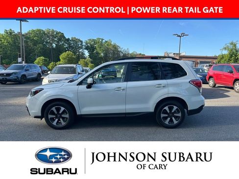 Used 2017 Subaru Forester 2.5i Limited AWD/4WD image 5