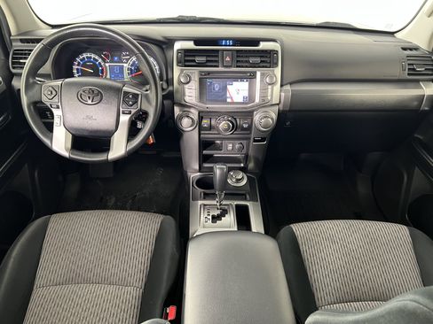 Used 2017 Toyota 4Runner SR5 AWD/4WD image 20