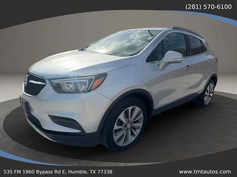Used 2018 Buick Encore Preferred FWD image 2
