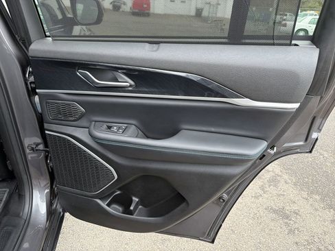 Used 2022 Jeep Grand Cherokee Trailhawk w/ Advanced Protech Group II image 16