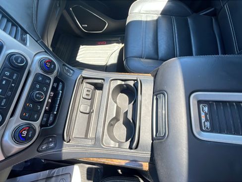 Used 2017 GMC Yukon XL Denali w/ Open Road Package AWD/4WD image 17
