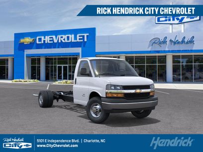 New 2025 Chevrolet Express 3500 w/ Power Convenience Package