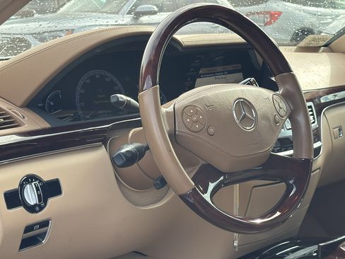 Used 2013 Mercedes-Benz S 550 image 10