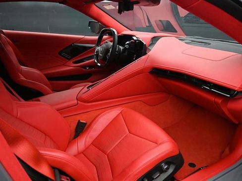 Used 2025 Chevrolet Corvette Z06 w/ Stealth Interior Trim Package RWD image 18